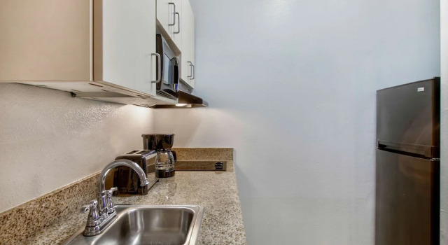 Четырёхместный люкс Standard OYO Townhouse Beaumont Medical Center Area I-10