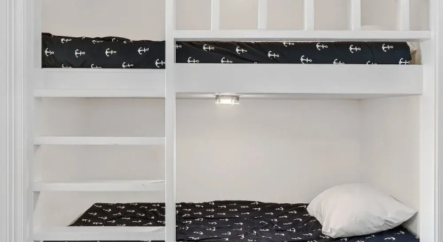Номер Standard Beauty By The Bay K702 1 Bedroom Condo