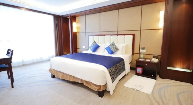 Люкс с видом на город Southern Airlines Pearl Hotel