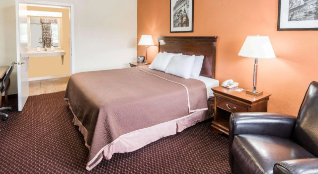 Двухместный номер Standard Grove City Travel Inn South Columbus