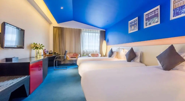 Трёхместный номер Standard voco Suzhou Guanqian Street by IHG