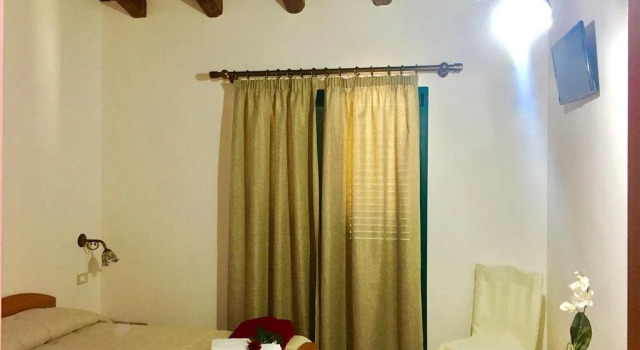 Tenuta Roveto, Book Hotel Hotels in Sicily with Parking, Parking