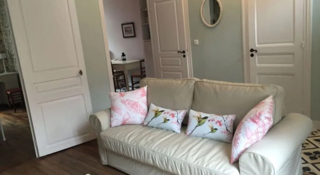 Loire Valley Medieval Getaway, Boek Hotel  
