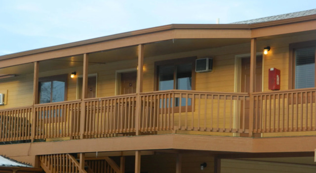 Country Motor Inn, Забронировать Отель Ливингстон Национальный парк Йеллоустоун, северный вход