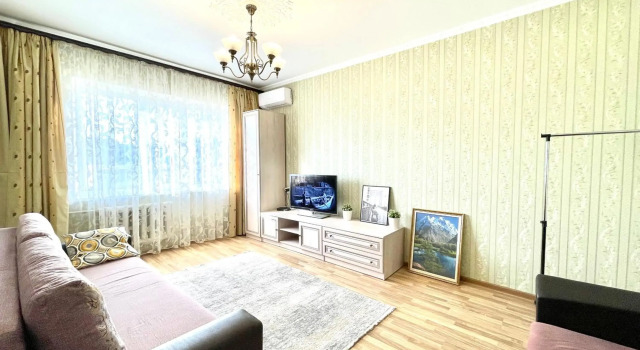 Cozy apartment with Mountain view, Prenota Appartamento Almaty Kazakistan