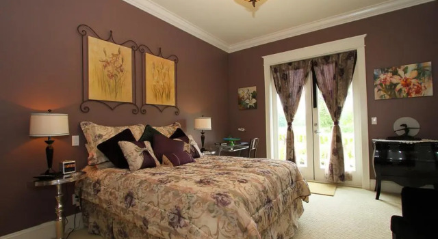 L.A. Acres Bed & Breakfast, Book Hotel Aldergrove Lower Mainland British Columbia