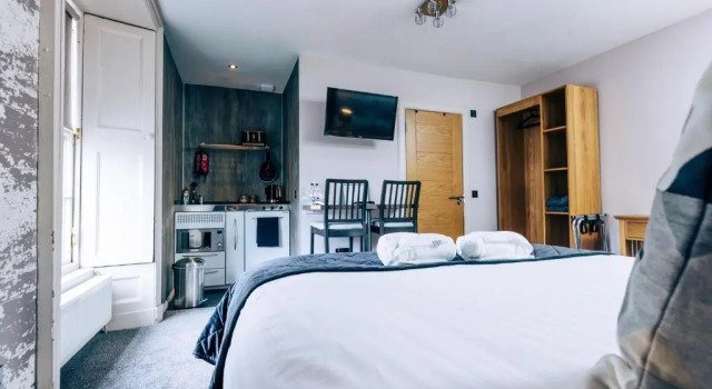 Студия Superior The Tower Gastro Pub & Apartments