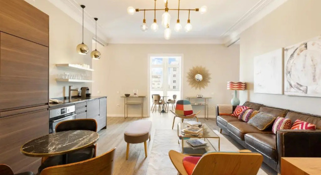 Апартаменты You Stylish City Center Apartments