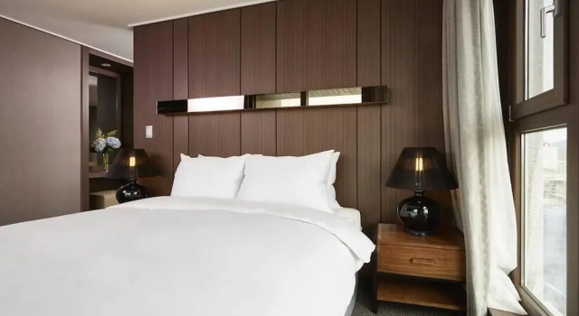 Полулюкс Raonstay in Perla Hotel