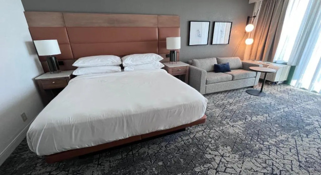 Номер Standard с балконом и с видом на город Hyatt Place Virginia Beach Oceanfront