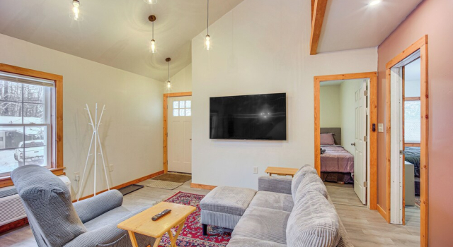 Great for Families! Woodsy Haven in Bethlehem, 예약 휴가용 주택 베들레햄 Cannon Mountain