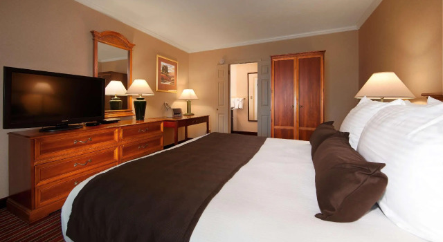 Двухместный номер Business Brandywine Valley Inn SureStay Plus by Best Western