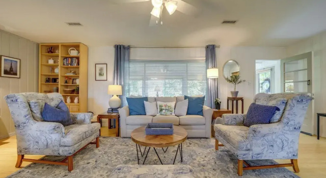 Serene Lake Junaluska Gem: Deck & Mountain Views