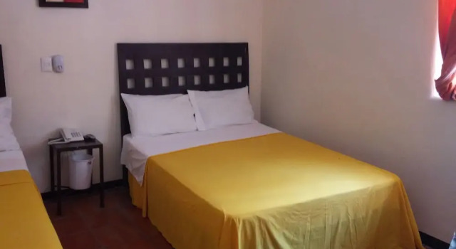 Семейный номер Standard Posada Hotel Punto Guadalajara
