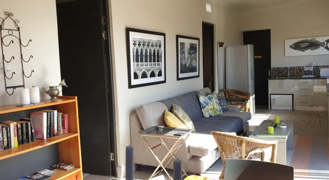 677 on Lake, Book Hotel Hoteller i George med parkering, Parkering
