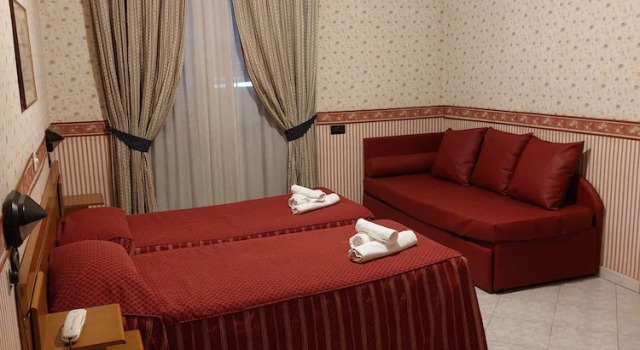 Трёхместный номер Hotel Demetra Capitolina