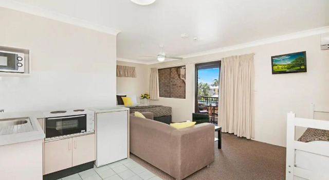 Двухместный номер Standard с балконом Byron Bayside Central Studio Apartments