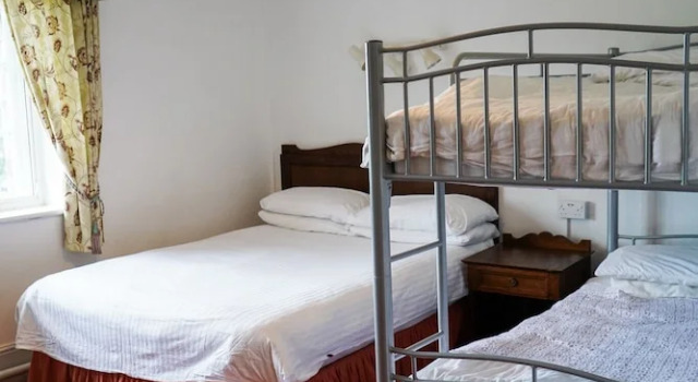 Трёхместный номер Standard Fox & Hounds Hotel