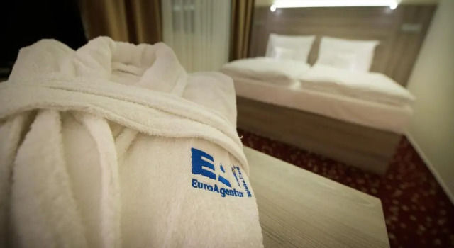 Полулюкс EA Hotel Kraskov
