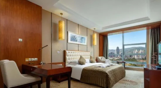Номер Executive Empark Grand Hotel