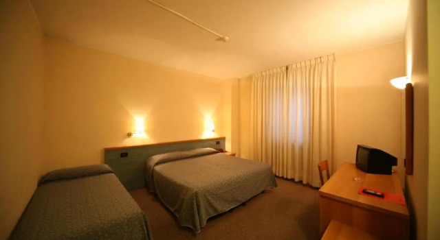 Трёхместный номер Standard Hotel Roma