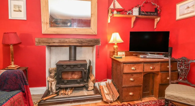115 West Street, Warminster, Book Apartment Warminster Wiltshire