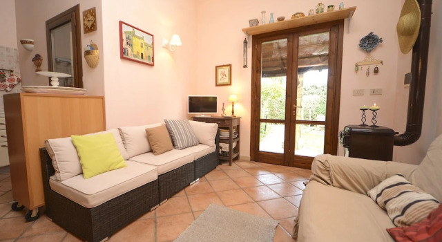 Rentopolis - Villa le Candele, Book Villa Hotels in Sicily with Parking, Parking