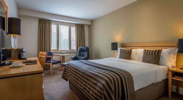 Grand Canal Hotel, Boek Hotel Dublin Dublin County