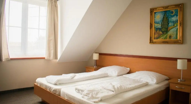 Трёхместный номер Classic P4W Hotel Residence Szombathely