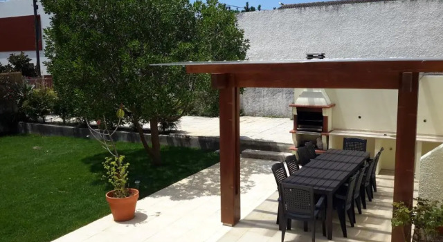 Коттедж с 5 комнатами Casa Palheiro Amarelo da Biarritz