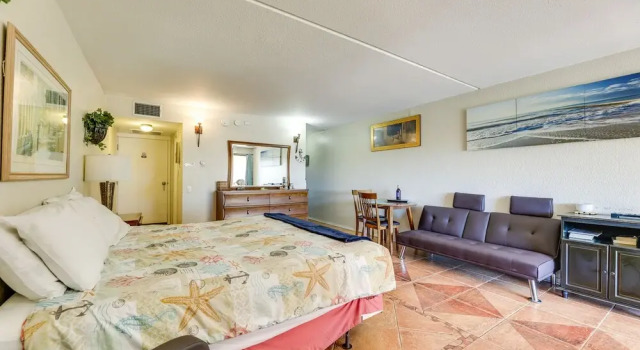 South Padre Island Vacation Rental Near Beach!, Забронировать Апартаменты/квартира Апартаменты Саут-Падре-Айленд, рядом с Whaling Wall, Апартаменты/квартира