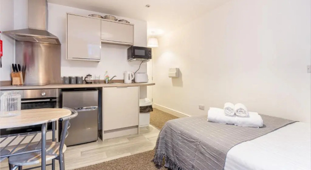 Апартаменты Flat 2, 15 Foregate Apartment - Worcester City Centre
