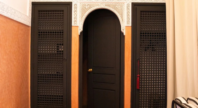 Camera Standard Riad Amegrad
