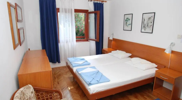 Holiday Home Olive Tree, Забронировать Дом для отпуска Виллы Бечичи, Вилла