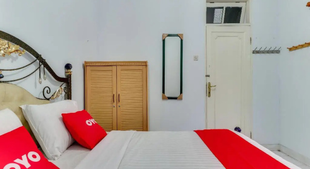 Suite OYO 90014 Green House Cipanas