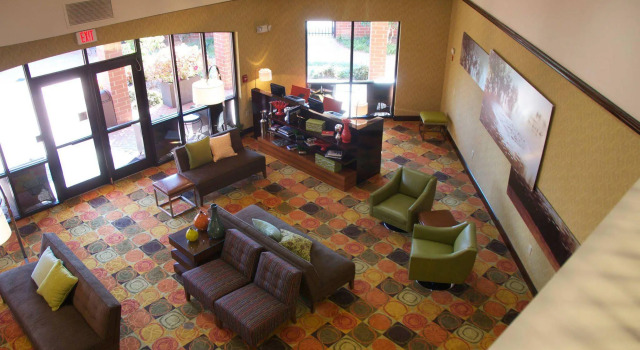 Courtyard by Marriott Hickory, Book Hotel Hickory North Carolina