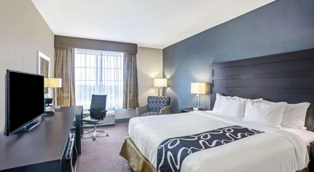 Двухместный номер Standard La Quinta Inn & Suites by Wyndham Karnes City - Kenedy