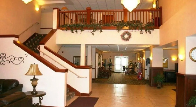 The Plaza Hotel & Suites Winona, Varaa Hotelli Hotellit Minnesota pysäköinnillä, Pysäköinti