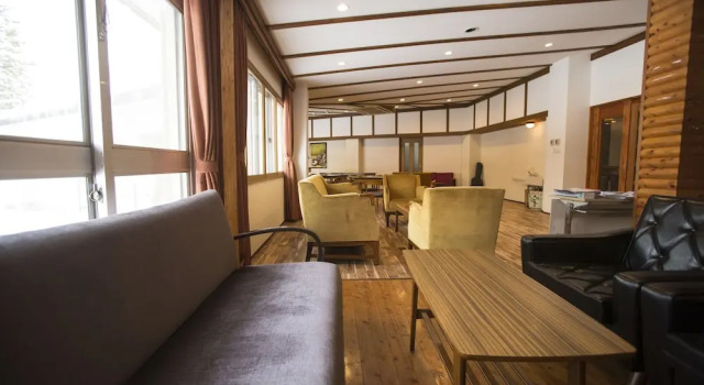 Nomad Hakuba