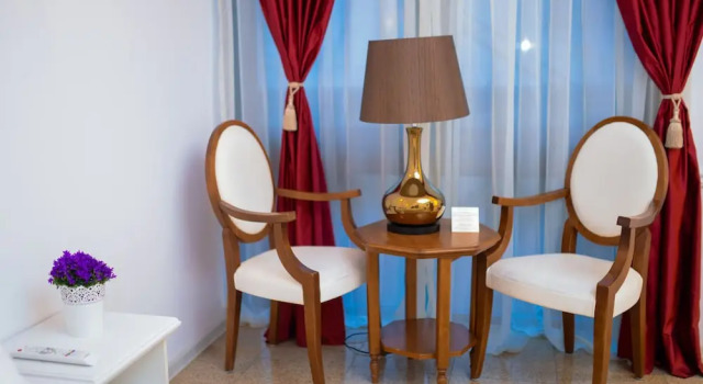 Номер Deluxe DBH Bucharest