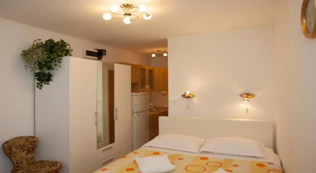 Apartments Leo, Prenota Appartamento Splitska 