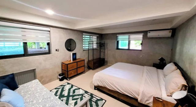 Khaoyai 6 Bedrooms Pool Villa