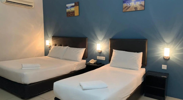 Трёхместный номер Standard Best View Hotel Sunway Mentari
