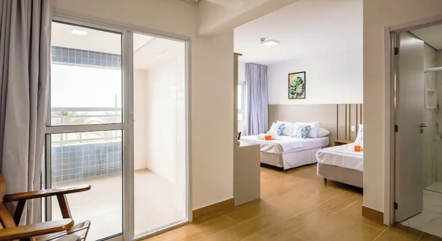 Четырёхместный номер Deluxe Tri Hotel Praia Grande