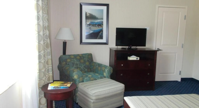 Atlantic Oceanside Hotel & Conference Center, Забронировать Отель Бар-Харбор Acadia National Park, рядом с Исторический район Вест-Стрит