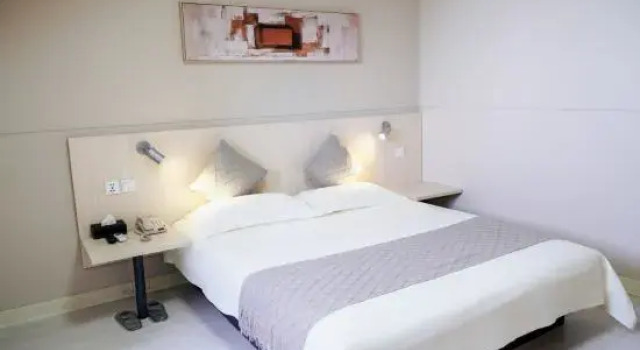 Wanfeng Select Hotel, Dunhua City, Book Hotel Hoteller i Dunhua med parkering, Parkering