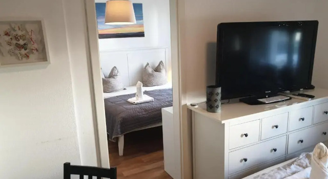 Gemütliche Wohnung zentral Augsburg, Reserva ahora Hotel Hoteles en Baden-Wurtemberg con piscina, Piscina