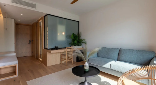 Люкс Luxury REED Boutique HOTEL & BISTRO