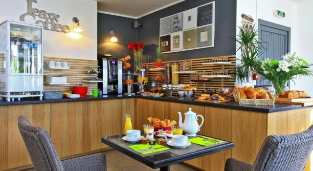 Двухместный номер Standard Logis Hôtel La Chaize