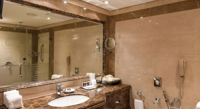 Клубный номер Standard Sheraton Kuwait, a Luxury Collection Hotel, Kuwait City